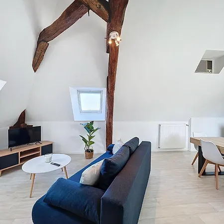 Les Bords De Vienne - Place Dupleix *