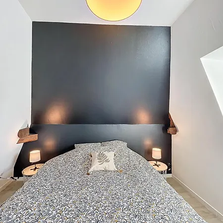 Les Bords De Vienne - Place Dupleix *