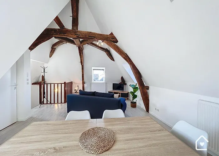 Les Bords De Vienne - Place Dupleix *