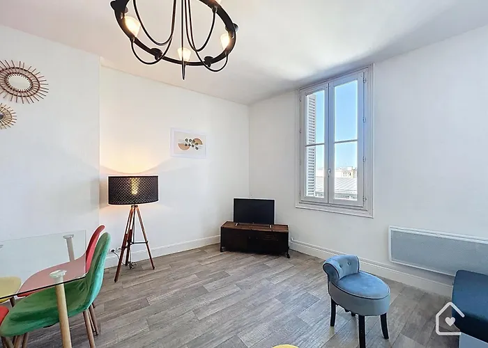 Les Bords De Vienne - Place Dupleix * Châtellerault